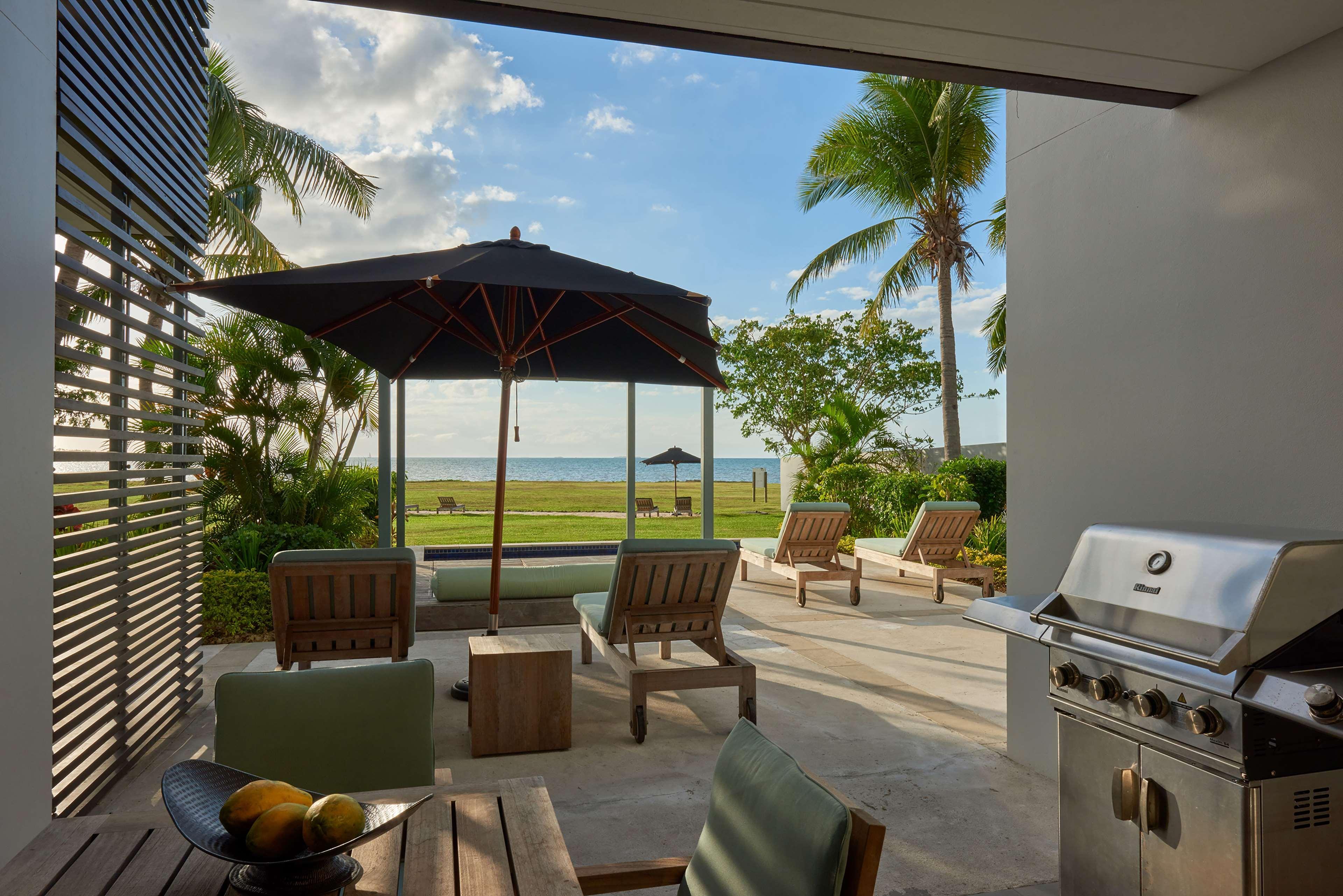Hilton Fiji Beach Resort And Spa Denarau Island Екстериор снимка A view of the beach from a private villa at the Ritz-Carlton, Laguna Beach